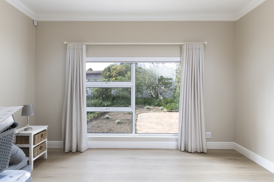 To Let 3 Bedroom Property for Rent in Helena Heights Western Cape